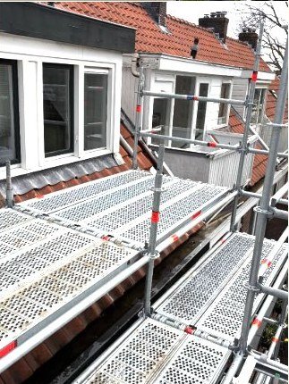 Dakwerk met platformsteiger - GSD Steigerbouw